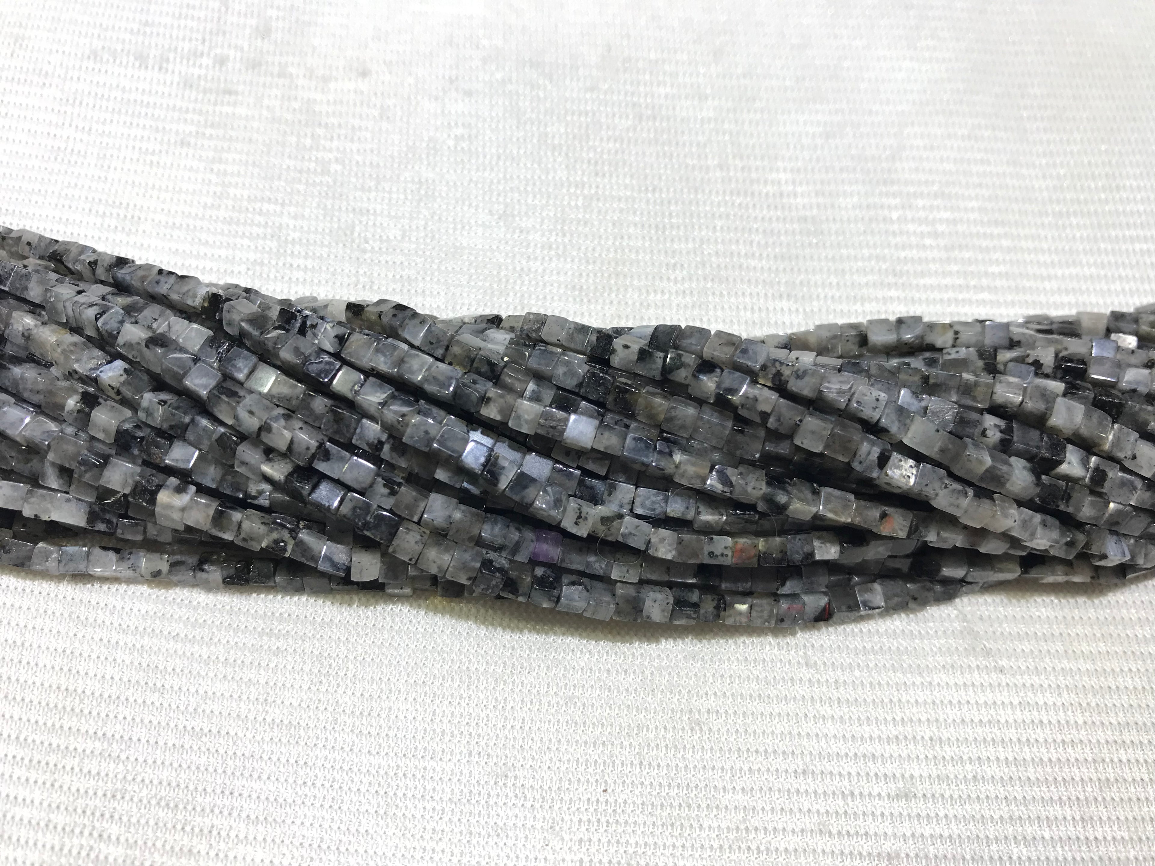 Black Labradorite 2-2.5mm Cube Gemstone Loose Beads 15 Inch Strand for Jewelry Making — DIY Bracelet Necklace Supplies for Beaders, Crafters  & Wholesale Buyers
