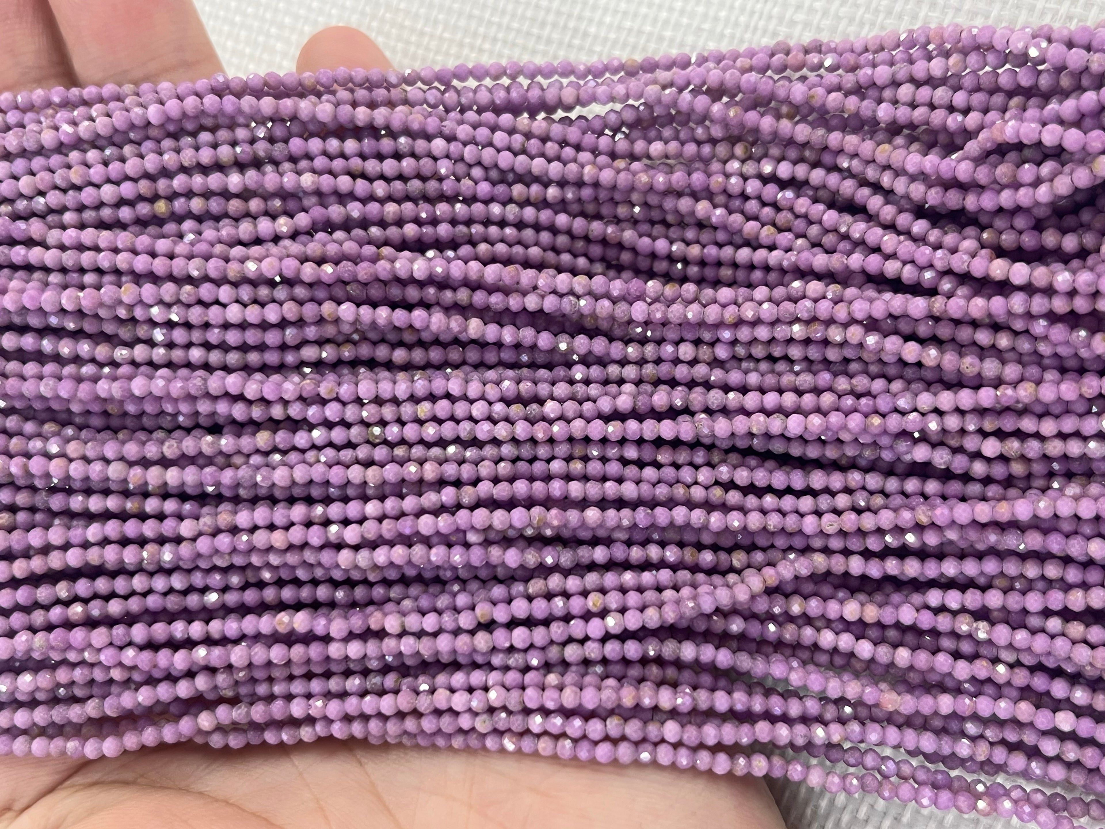 Faceted Purple phosphosiderite 2mm Round Cut Gemstone Loose Beads 15 inches